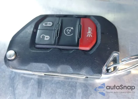 2020 Jeep Gladiator Overland 4X4 from USA, damaged, VIN 1C6HJTFG5LL141548